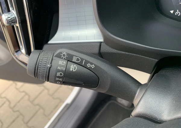 Volvo XC 40 cena 109999 przebieg: 137879, rok produkcji 2019 z Rzepin małe 407